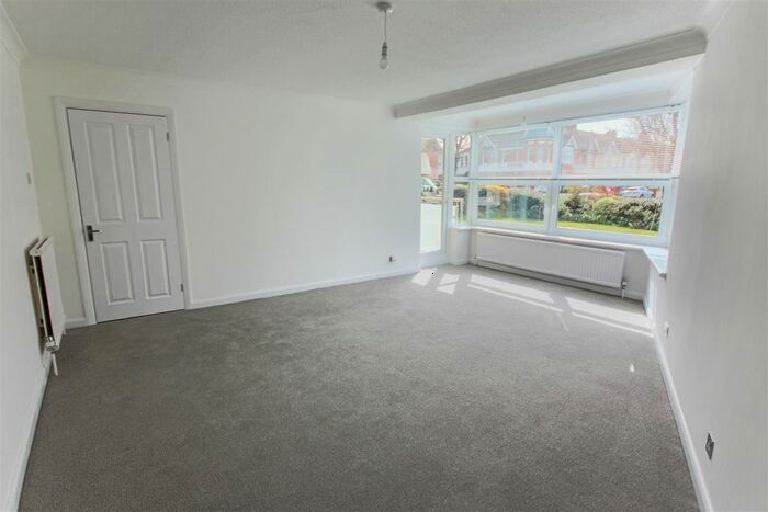 2 Bedroom Flat To Rent In New Church Road, Hove, BN3