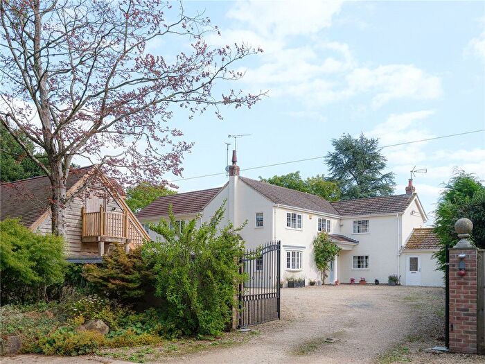 6 Bedroom Detached House For Sale In Clench Common, Marlborough, SN8