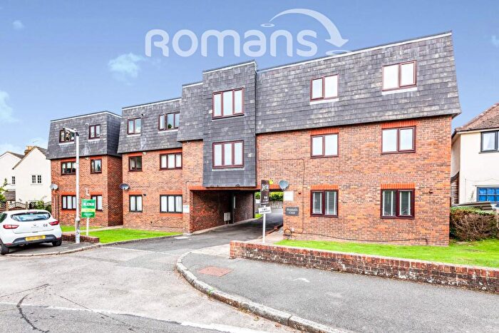 2 Bedroom Flat To Rent In Shepherds Court, Sheepcote Road, Windsor, SL4