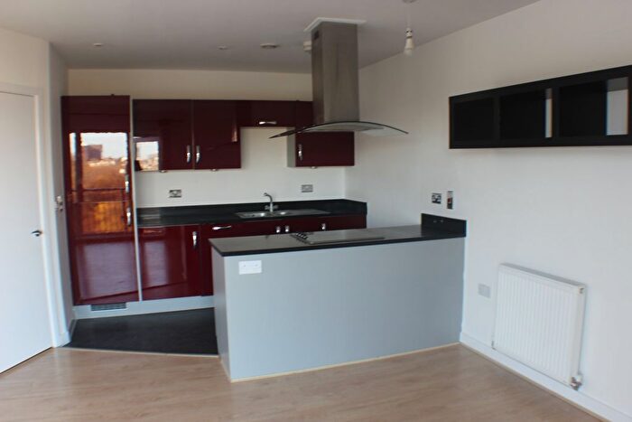 2 Bedroom Flat To Rent In Whitestone Way, Croydon, CR0