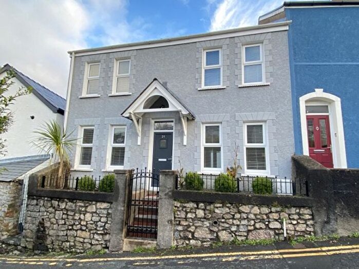 4 Bedroom End Of Terrace House To Rent In Thistleboon Road, Mumbles, Swansea, SA3