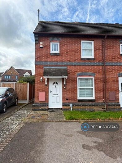 2 Bedroom End Of Terrace House To Rent In Bunting Lane, Billericay, CM11