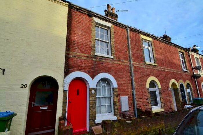 2 Bedroom House To Rent In Earls Road, Southampton, SO14