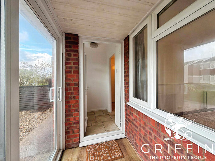 3 Bedroom Terraced House To Rent In Second Avenue, Canvey Island, SS8