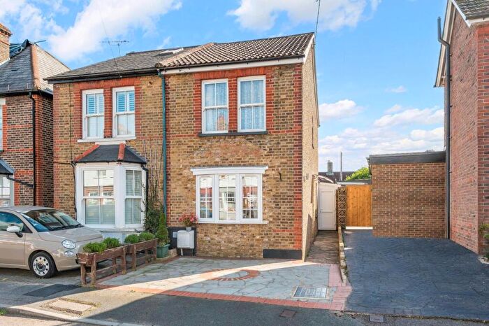 2 Bedroom House For Sale In Ferndale Road, Banstead, SM7