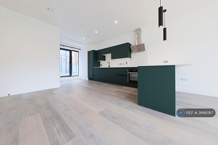 1 Bedroom Flat To Rent In High Street, Bromley, BR1