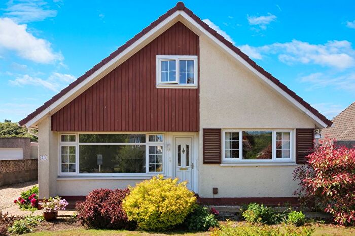 4 Bedroom Detached House For Sale In Inverallan Drive, Bridge Of Allan, Stirling, FK9