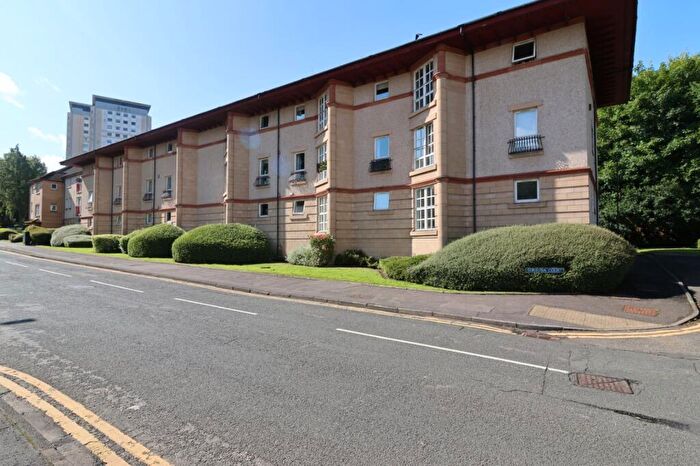 2 Bedroom Flat To Rent In Fortuna Court, Falkirk, FK1