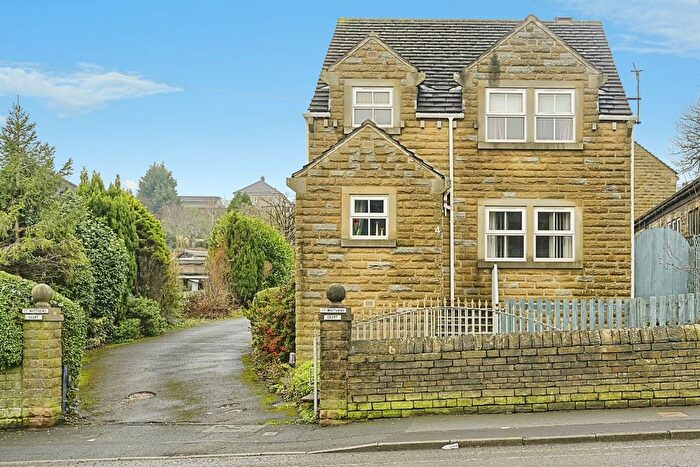 3 Bedroom Detached House For Sale In St. Matthews Court, Northowram, Halifax, HX3