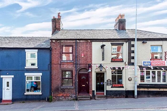 2 Bedroom Terraced House To Rent In Rood Hill, Congleton, CW12
