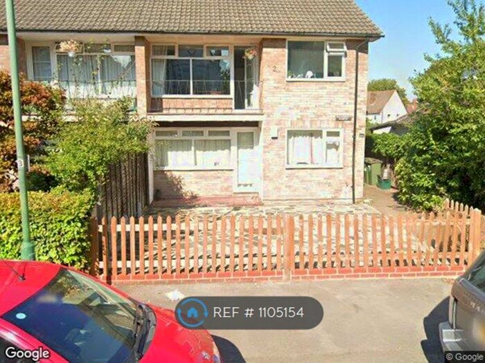 2 Bedroom Flat To Rent In Salisbury Court, Carshalton, SM5