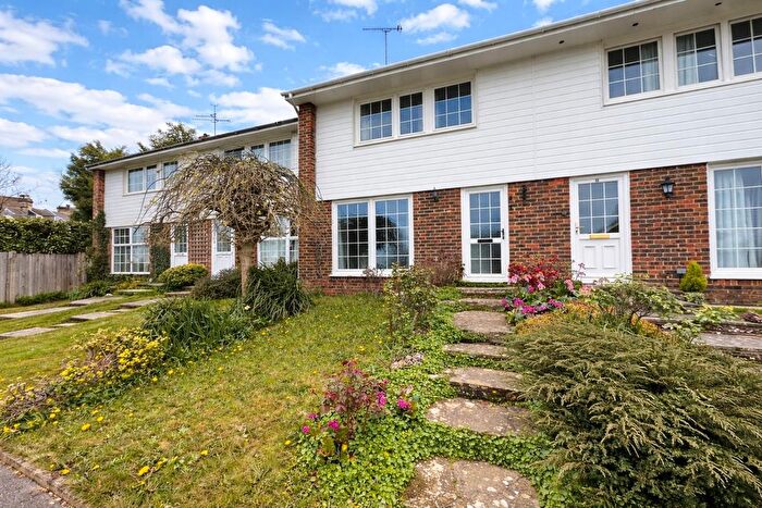 3 Bedroom Terraced House To Rent In King Alfred Close, Steyning, BN44