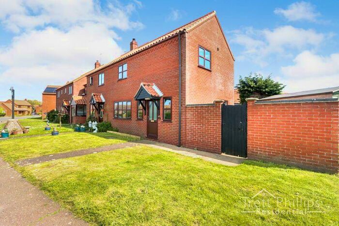 2 Bedroom End Of Terrace House To Rent In Waxham Road, Sea Palling, NR12