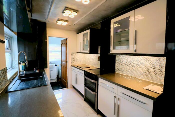 4 Bedroom Terraced House To Rent In Rosedale Road, Grays, RM17