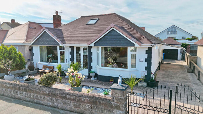 2 Bedroom Bungalow For Sale In Burns Drive, Rhyl, LL18