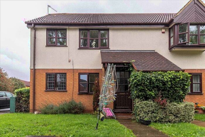 1 Bedroom Apartment To Rent In Swinford Hollow, Northampton, Northampton, NN3