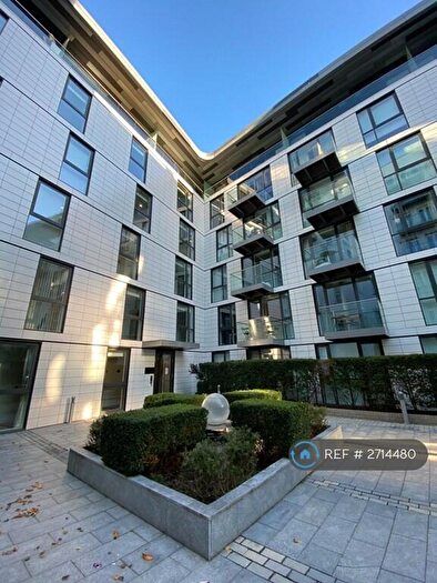 1 Bedroom Flat To Rent In Aldgate, London, E1