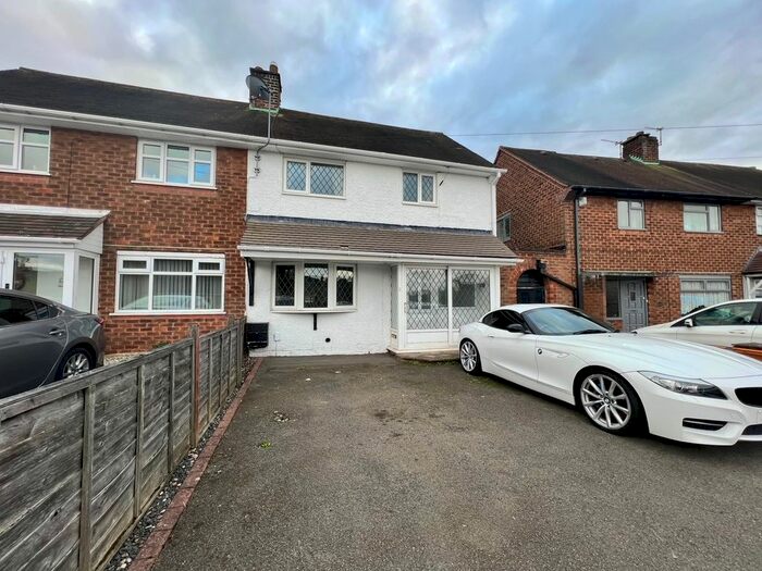 2 Bedroom Semi-Detached House To Rent In Mackay Road, Walsall, WS3