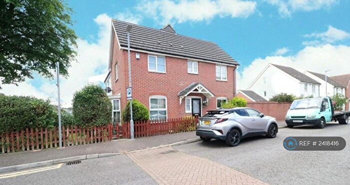 3 Bedroom Semi-Detached House To Rent In Hamleton Terrace, Dagenham, RM9