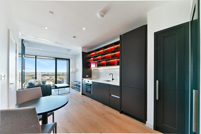 Apartment For Sale In Corson House, London City Island, E14