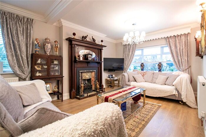 4 Bedroom Bungalow For Sale In Dawnhill Lane, Hemswell, Gainsborough, DN21