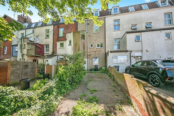 2 Bedroom Maisonette For Sale In Mill Lane, Harwich, CO12
