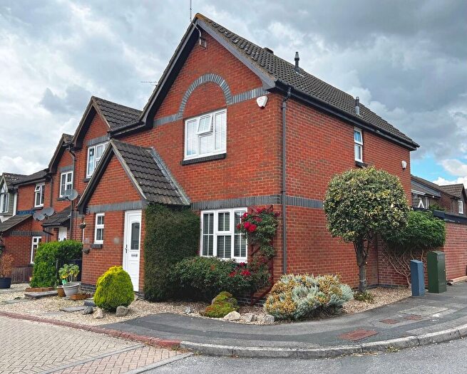3 Bedroom End Of Terrace House For Sale In Harvester Close, Swindon, SN5