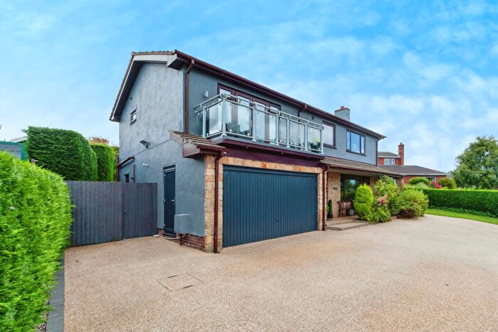 4 Bedroom Detached House For Sale In Lon Y Fron, Pentre Halkyn, Holywell, Flintshire, CH8