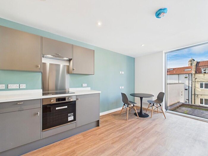 1 Bedroom Apartment To Rent In Park Row, Bristol, BS1