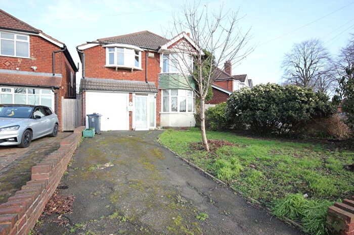 3 Bedroom Detached House For Sale In Ridgacre Road, Quinton, Birmingham, B32