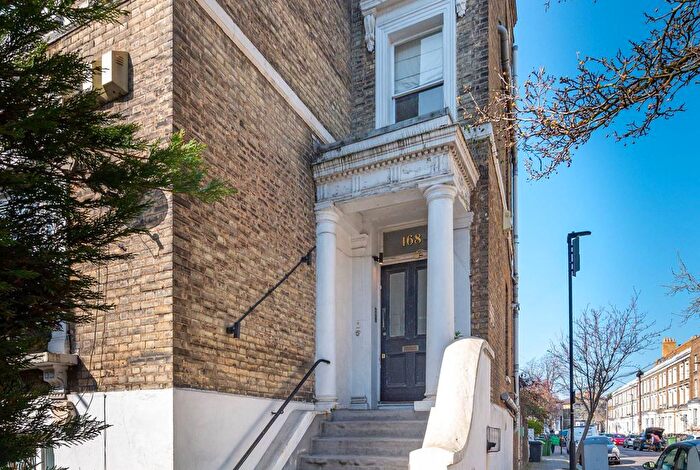 2 Bedroom Flat For Sale In Coldharbour Lane, Brixton, London, SE5