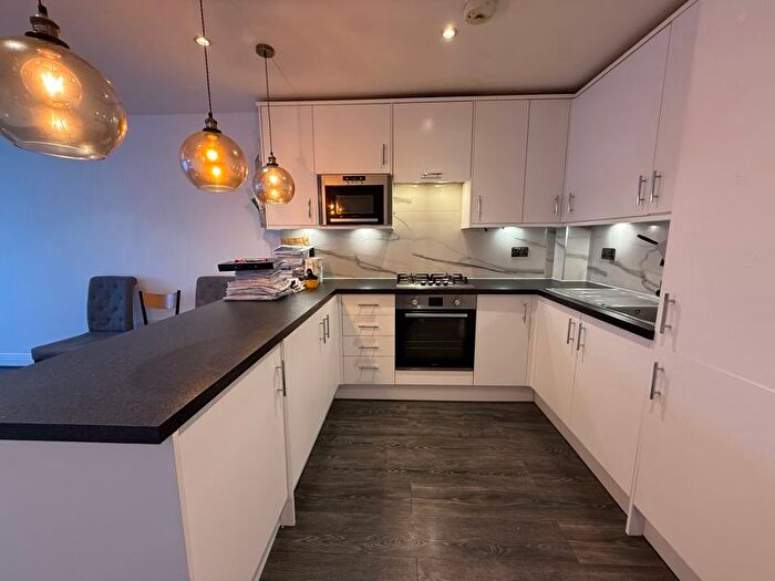 2 Bedroom Flat To Rent In Norfolk Road, Uxbridge, UB8