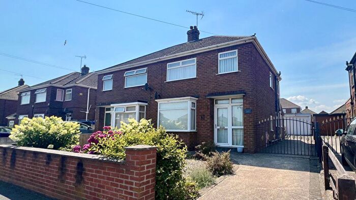 3 Bedroom Semi-Detached House For Sale In Baysdale Road, Scunthorpe, DN16