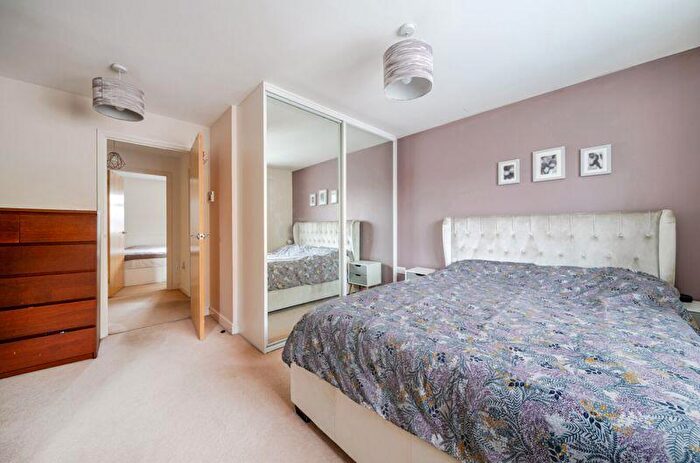 3 Bedroom Terraced House For Sale In Stanley Close, New Eltham, SE9