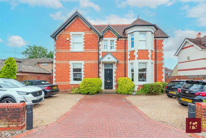 3 Bedroom Detached House To Rent In High Street, Sandhurst, GU47
