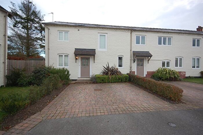 2 Bedroom Mews For Sale In Whitchurch Road, Broxton, Chester, CH3