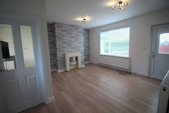 3 Bedroom Terraced House To Rent In Pinewood Avenue, Washington, NE38