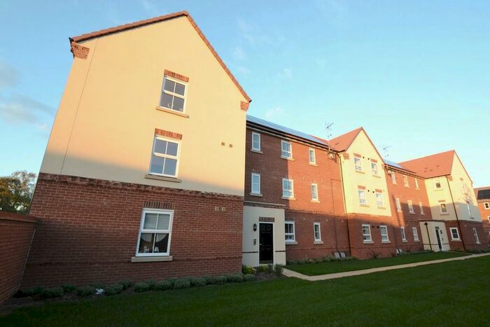 2 Bedroom Apartment To Rent In Smiths Court, Wallingford, OX10