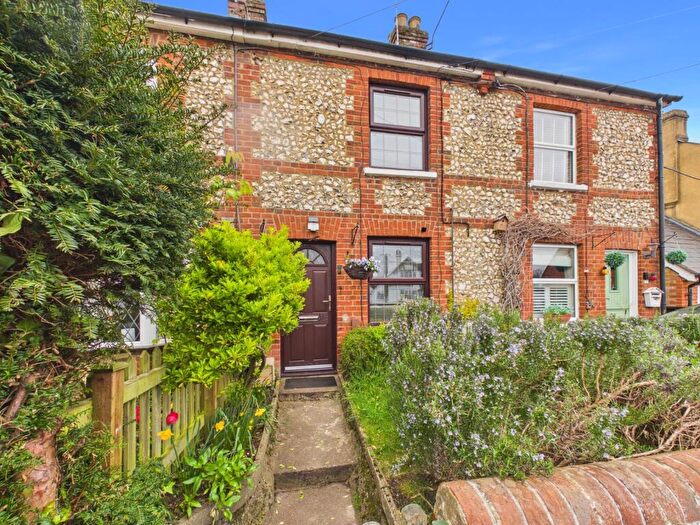 2 Bedroom Terraced House For Sale In The Common, Flackwell Heath, High Wycombe, Buckinghamshire, HP10