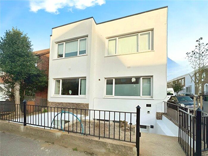 1 Bedroom Apartment For Sale In Foxberry Road, London, SE4
