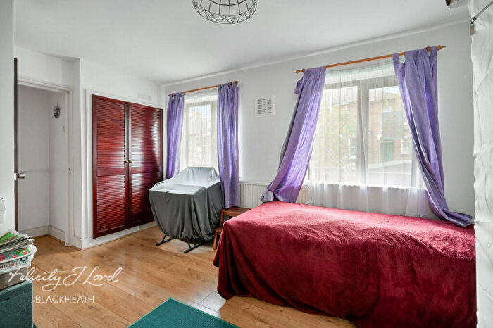 1 Bedroom Flat For Sale In Charlton Church Lane, London, SE7