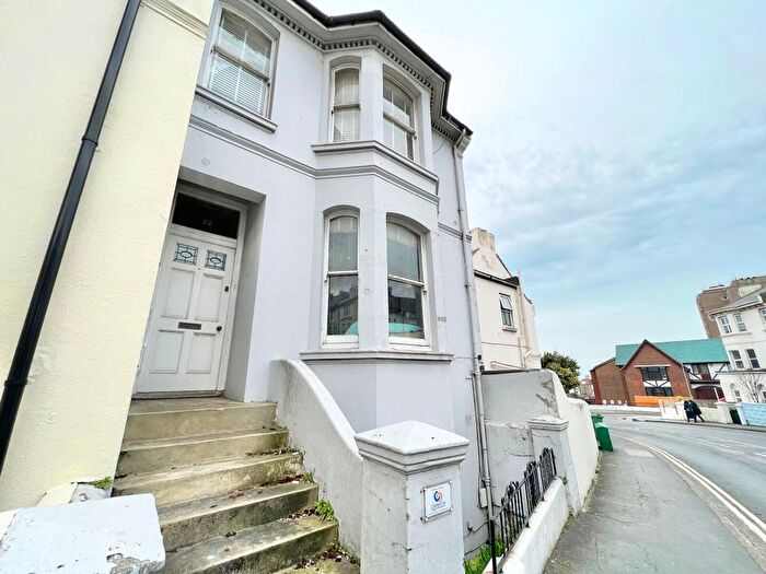 1 Bedroom Flat To Rent In Queens Park Road, Brighton, BN2