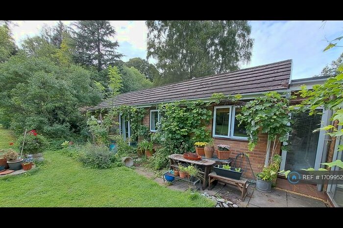 1 Bedroom Bungalow To Rent In Main Road, Winchester, SO21