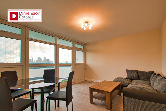 2 Bedroom Flat To Rent In Bromley High Street, Bow, Mile End, London, E3