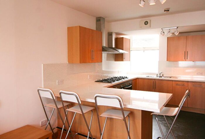 7 Bedroom Detached House To Rent In Moseley Road, Fallowfield, Manchester, M14