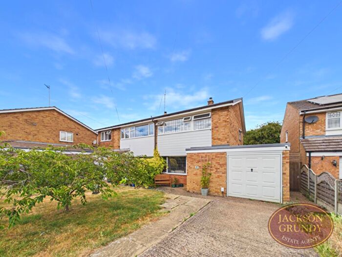3 Bedroom Semi Detached House For Sale In Ryeland Way, Duston, NN5