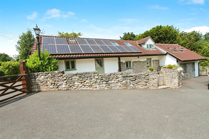 3 Bedroom Detached House To Rent In Downside Road, Backwell, BS48