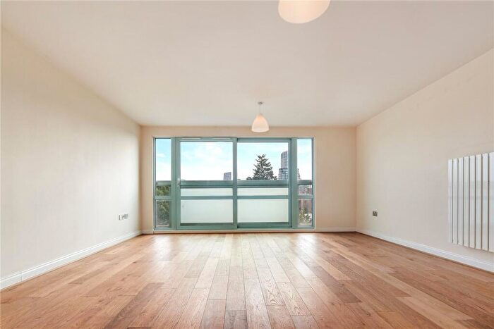 2 Bedroom Flat To Rent In Theatre Building, Paton Close, London, E3