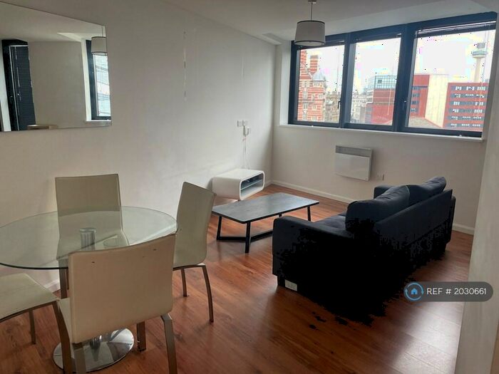 2 Bedroom Flat To Rent In Mann Island, Liverpool, L3