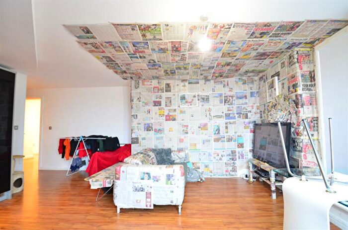 2 Bedroom Flat To Rent In Birmingham, B5